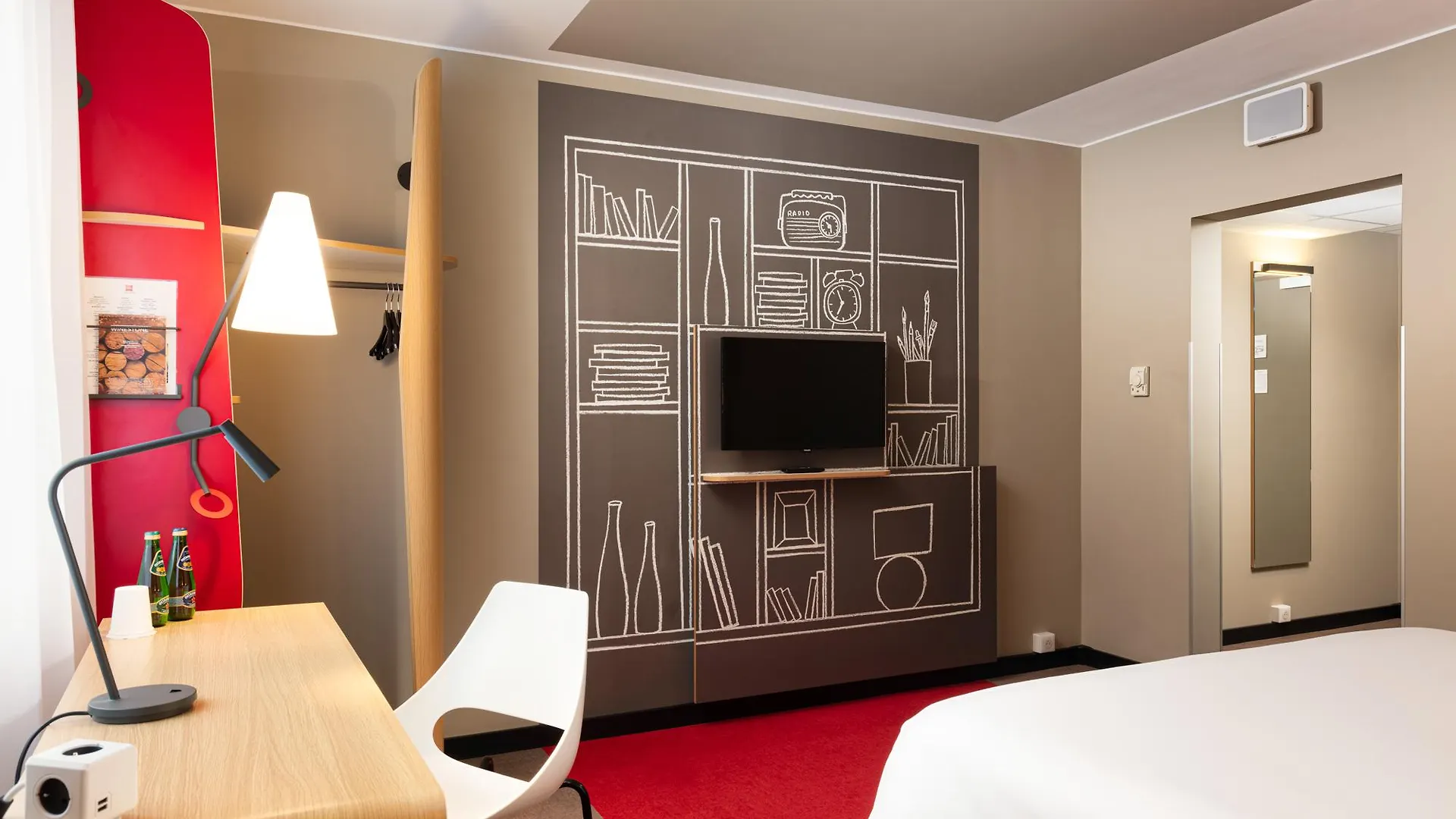 Ibis Poznan Centrum 3*,