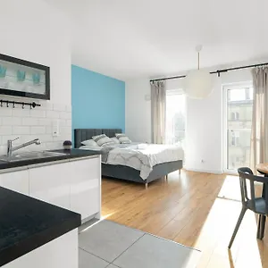 Klimatyczne I Nowoczesne Very Berry W Poznaniu By Renters Познань